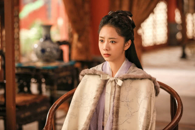 自从出了爆款作品后,谭松韵选择的剧本都挺让人看好的