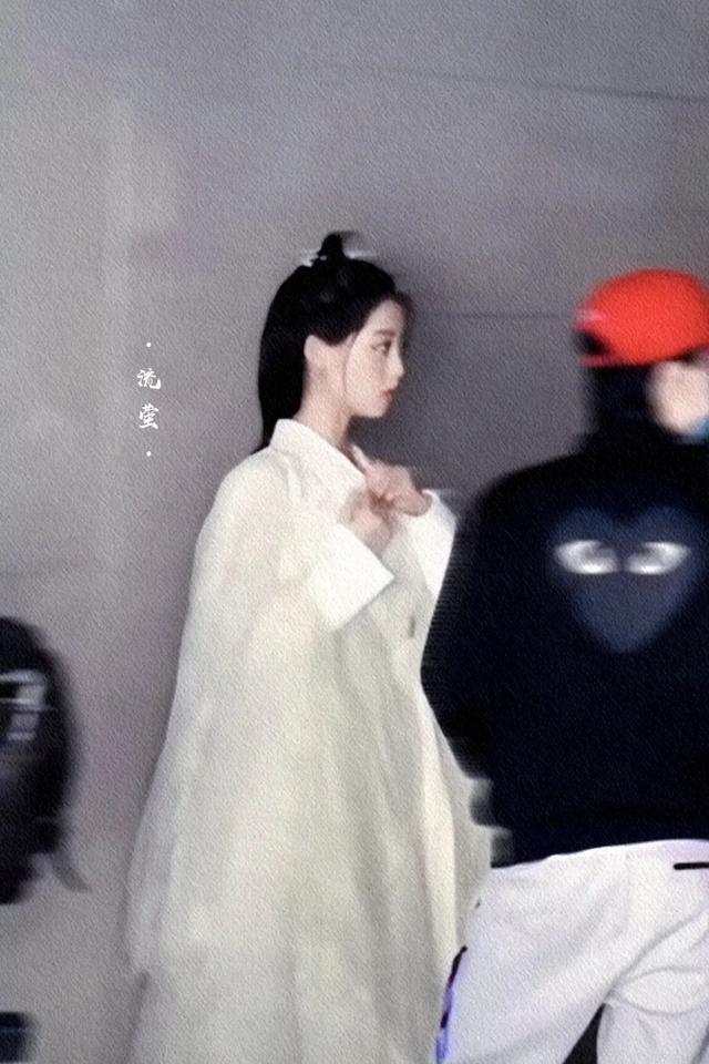 王鹤棣祝绪丹《遇龙》定妆照曝光,白发造型COS龙王被评非主流