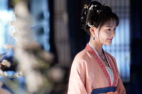 《清平乐》中的几位女演员,江疏影典雅大方,还有位演过《知否》
