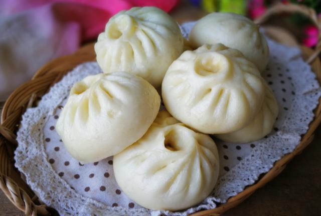 芥菜可拌可炒可煲汤,豆腐芥菜汤清香鲜美,芥菜包子翠绿好吃