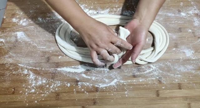 10年面点师详细讲解金丝饼制作比例,注意事项,面点小白也能学会