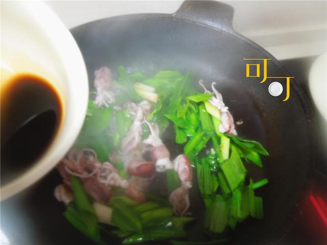 难得一吃的野生小海鲜,口感脆嫩,加把青蒜一起炒,真香!