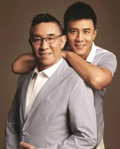 郑卫莉坎坷的婚姻:前夫赵君至今未娶,现任杜志国被曝出轨太难堪
