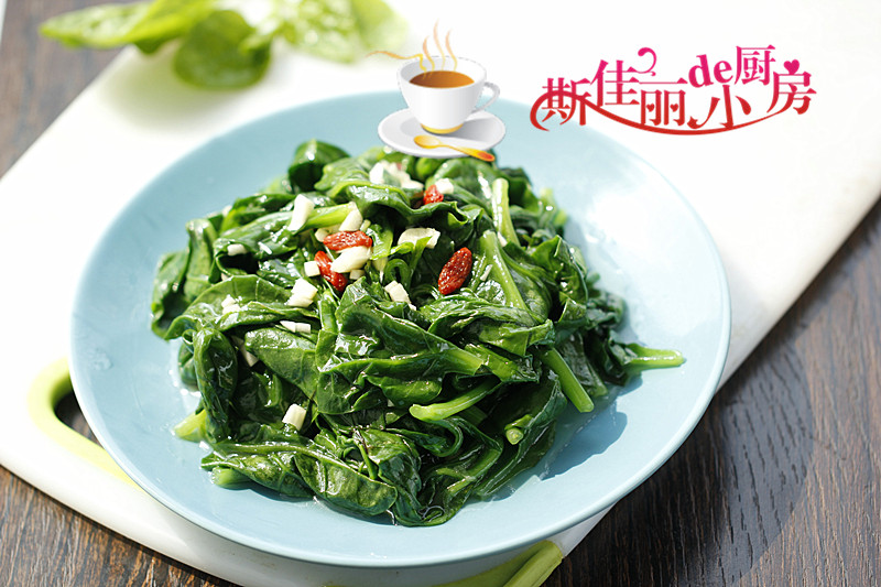 便秘最怕这菜,隔天吃1次补钙质排出黑宿便,肚子平了腰变细了