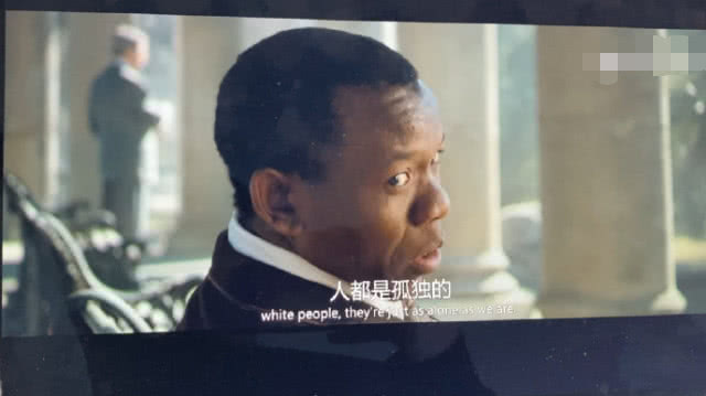 汪峰女儿晒自拍略显失落,配图透露真实感受:人都是孤独的