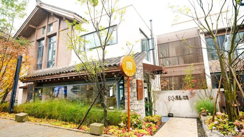 【空实】周勇刚:空间、自然、内外,建筑要给人予自由的感觉