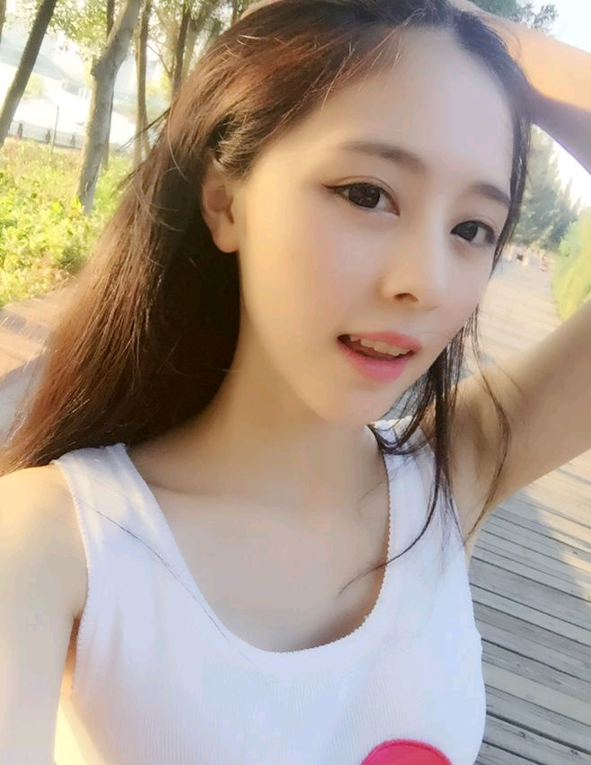 听曲倾天下,看浮世繁华