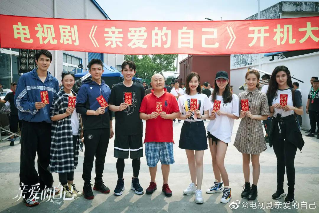一堆小花搭档男流量剧,谁家人气最高