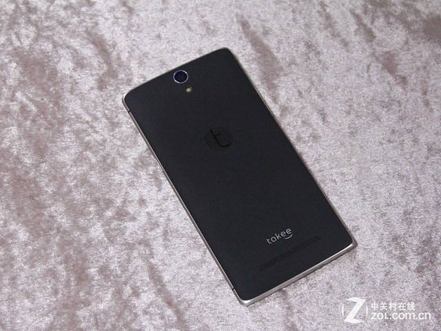 takee 1全息手机售3600元 9月8日正式开售