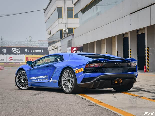 售673.9673万 兰博基尼Aventador S上市