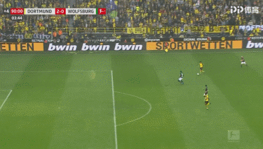 【足球】德甲-帕科补时阶段2球绝杀!多特擒狼堡重返榜首