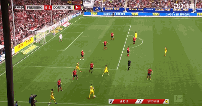 【足球】德甲-罗伊斯桑乔传射建功 多特4-0弗赖堡紧追拜仁