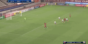 【足球】亚冠-费莱尼头槌伊藤翔2分钟2球 鹿岛2-1逆转鲁能