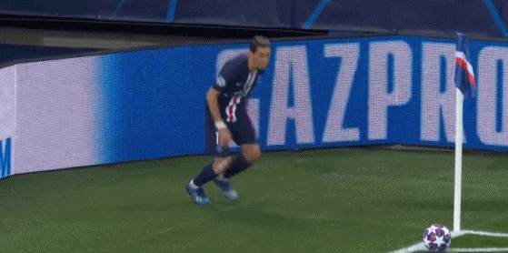 【足球】欧冠-内马尔破门詹染红 巴黎2-0总分3-2逆转多特