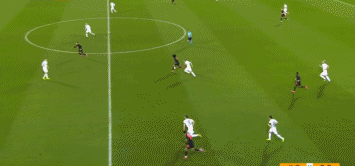 【足球】欧联-伊哈洛传射马塔破门 曼联5-0客胜林茨占先机