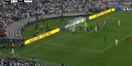 皇马连追3球3-2逆转米兰!获季前赛开门红,1.5亿巨星替补绝杀