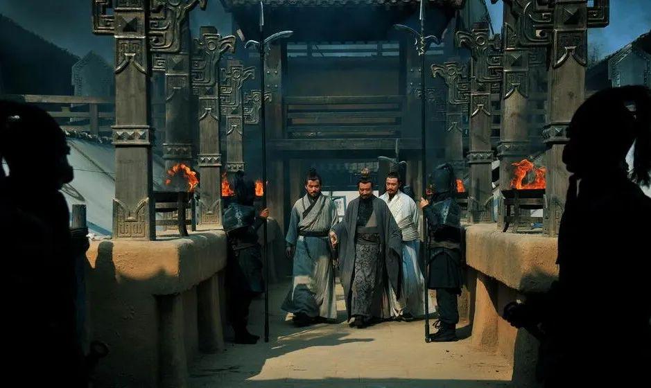 《三国演义》里这么多告密者,是作者凭空捏造出来的吗