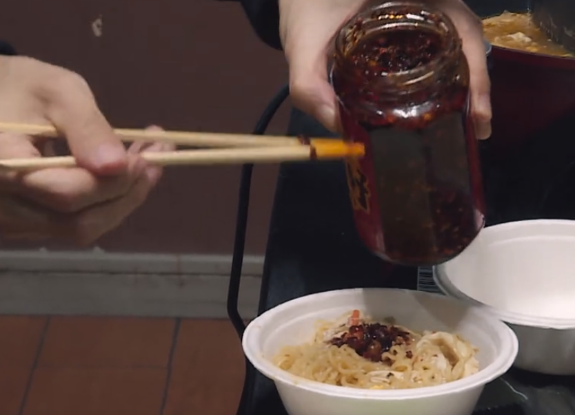 余霜小马花式直播!腹黑官人复仇救场