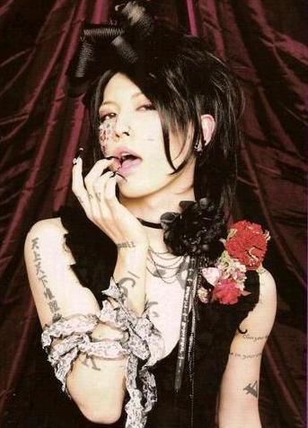 Miyavi 雅
