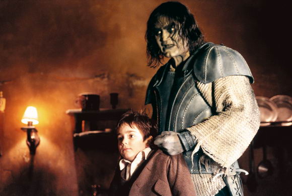 08国内最新上映大片《疯狂鬼幽灵》DVD中字