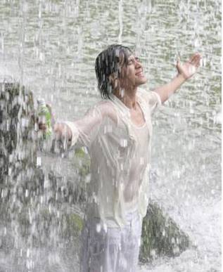 这里绝对是最让人想湿身的地方!不服来辩!