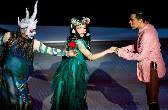 《鸟巢吸引》水立方版,来一场彩虹之夜的狂欢吧