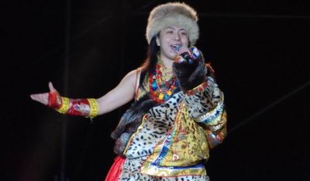 星光大道周冠军索南扎西全新力作《远方姑娘》高清版MTV全球首发
