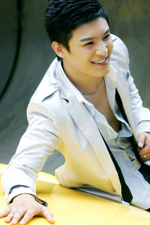 徐云潇新歌《落花》2011网络最伤感的情歌!