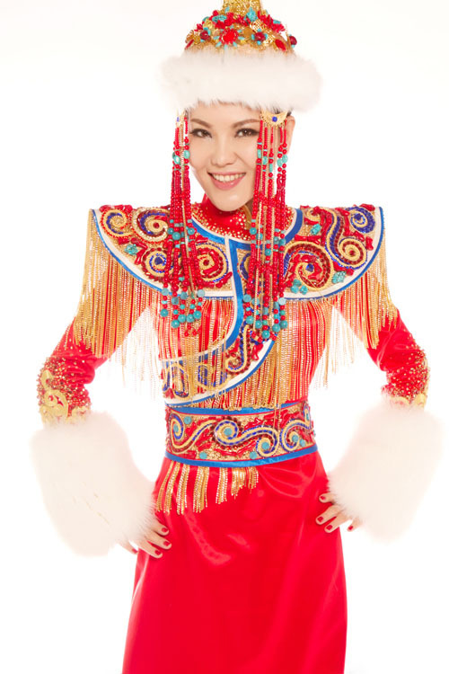 蒙古之花乌兰图雅《套马杆》唱响中国