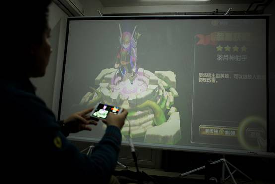 手游还可以这样玩?大屏玩手游全攻略