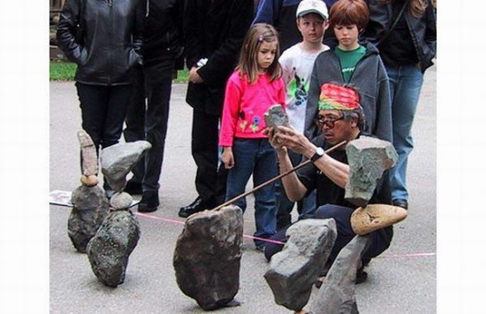 这家伙玩平衡玩得炉火纯青了