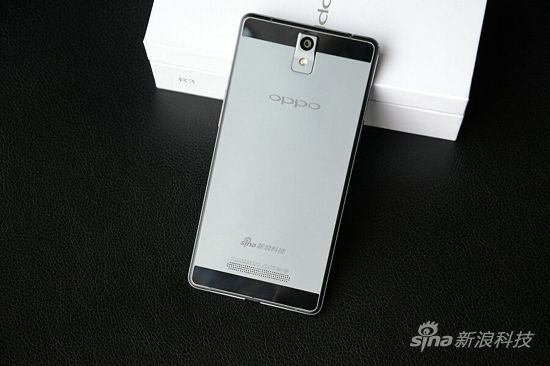 4G超薄金属手机 OPPO R3评测