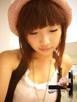 卓越之剑美女代言晒晒俏皮公主私房照