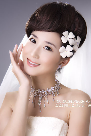 俏美人:4款雅致新娘妆(组图)