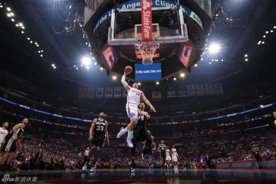 格里芬30+14快船失利 邓肯两双马刺拿下天王山