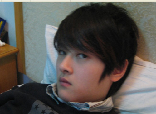 申请【灌水天才奖】、【最佳帅哥奖】、【明星会员奖】。【个性SHOW奖】。不知道可以一起申请不-,-