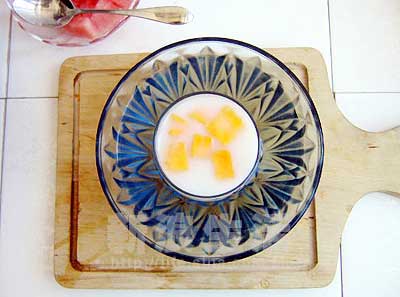 芒果樱桃果冻(图解)