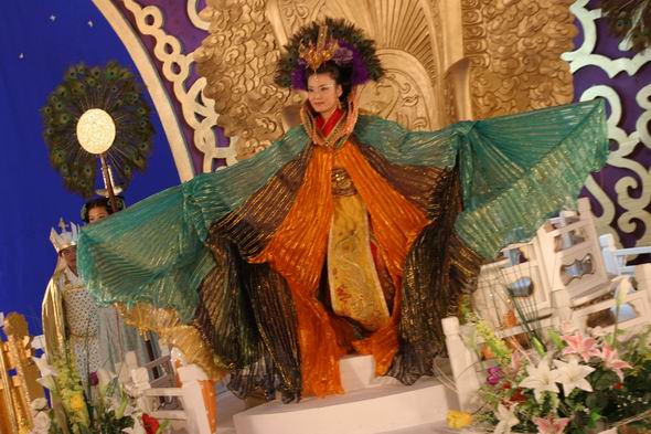 爆笑古装剧造型,喷饭啊(70多P,第二页有)