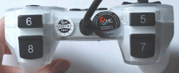 用游戏手柄玩转DNF有星期的进《申请精华》版主点亮哇