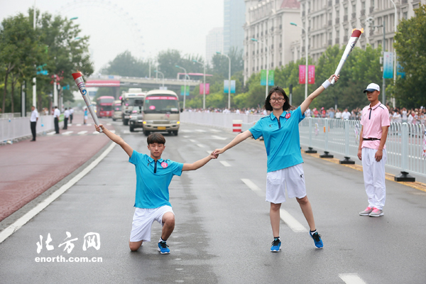 全运火炬传递河北站结束 举目尽文化步履皆历史