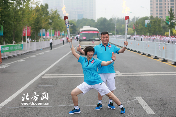 全运火炬传递河北站结束 举目尽文化步履皆历史