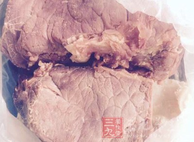眼睛疲劳吃什么 营养美味的土豆胡萝卜烧牛肉