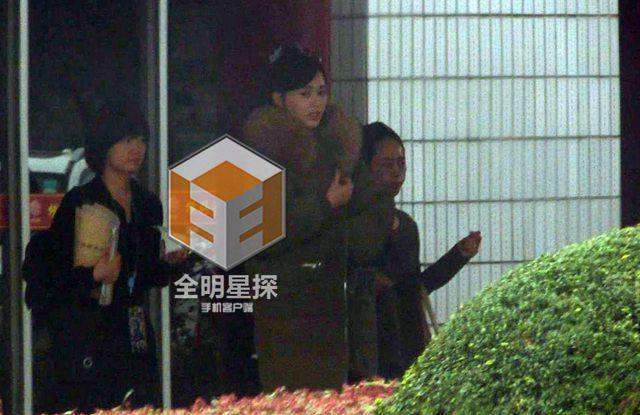 罗晋唐嫣被曝酒店同房疑相恋 工作人员:不知情