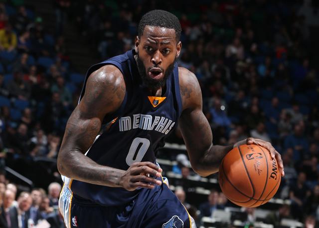 0号格林29分成奇兵 灰熊逆转胜森林狼