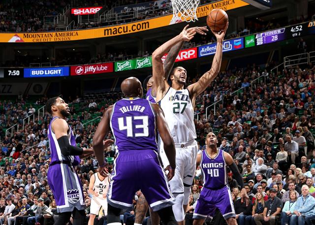 海沃德空砍28+10 考神连续罚球助国王逆转险胜