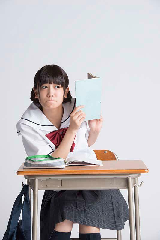《上课小动作》真人日剧版主演定妆照公布