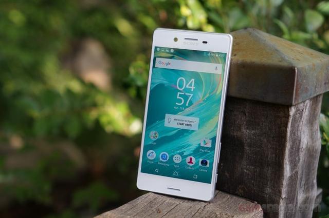 索尼新机Xperia X自拍样张曝光 吓我一跳