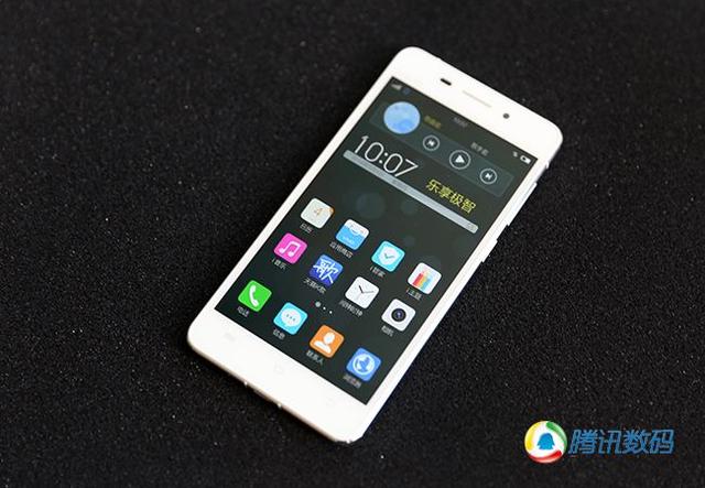 vivo X5评测:主打卡拉OK功能的个性手机