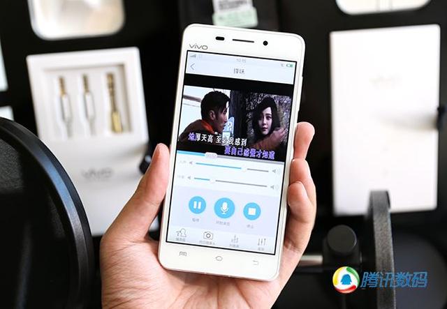 vivo X5评测:主打卡拉OK功能的个性手机