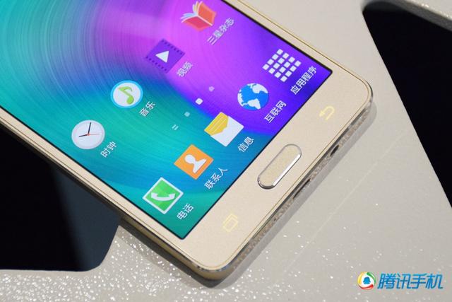 三星GALAXY A5评测 抗衡国产手机仍欠火候